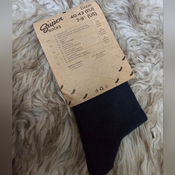 "B please" socks sz 7½-9 - Picture 2 of 3